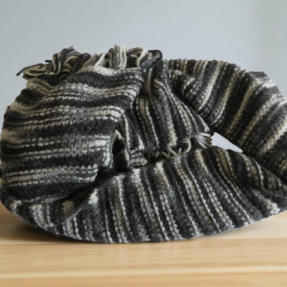 Eileen Fisher (The Fisher Project) Peruvian Baby Alpaca Scarf/Wrap w/Fringe, EUC